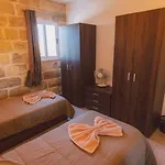 Villa Lyons *